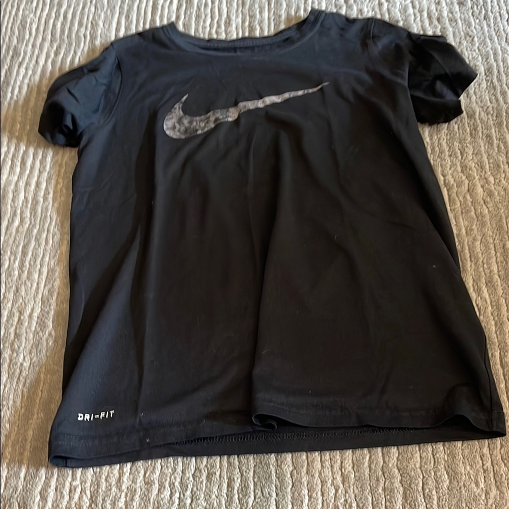 Nike Black Short Sleeve Tee with Metallic Swoosh